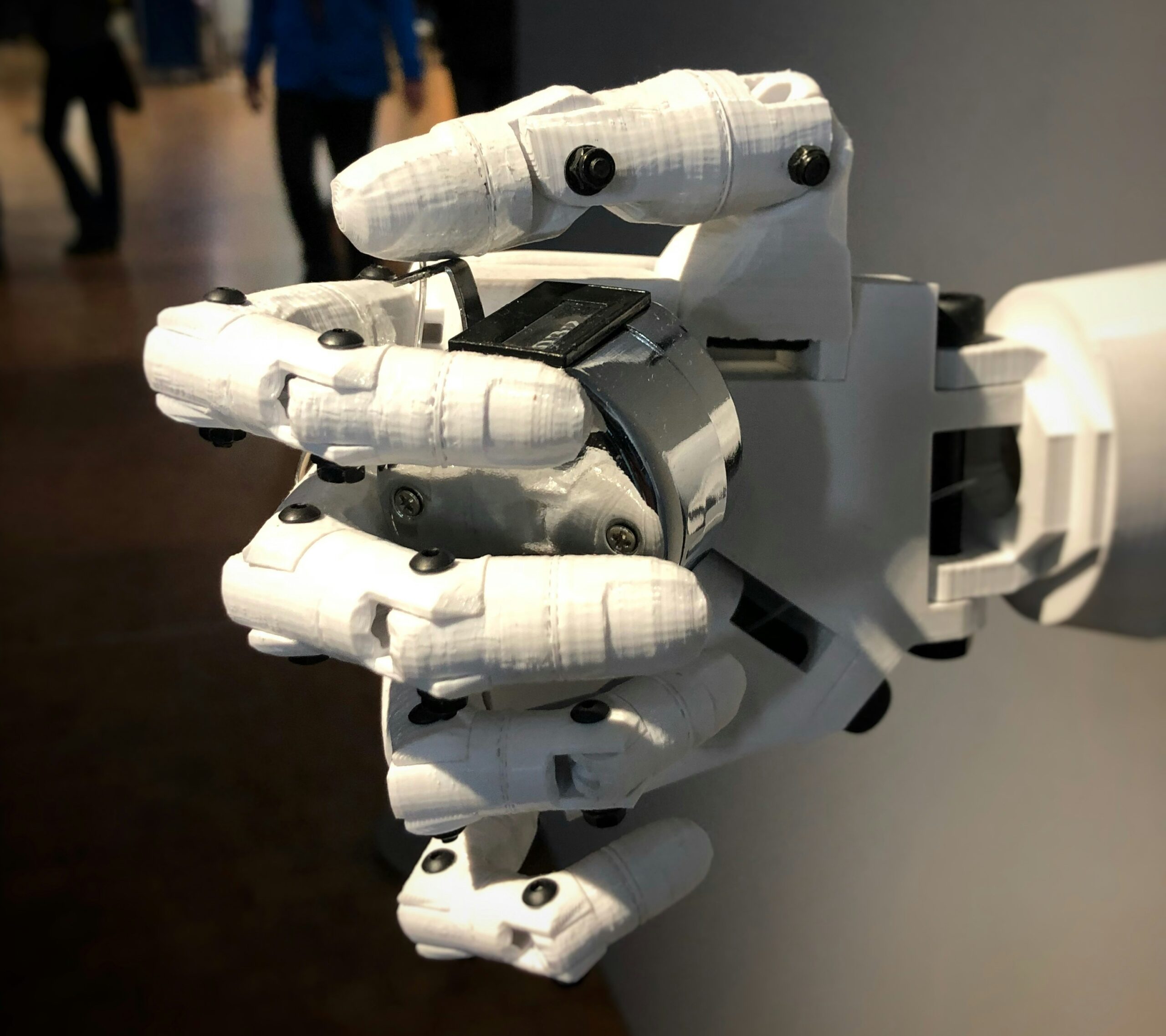 AI tool that summarizes evidence from cracked phones wades into uncharted constitutional waters